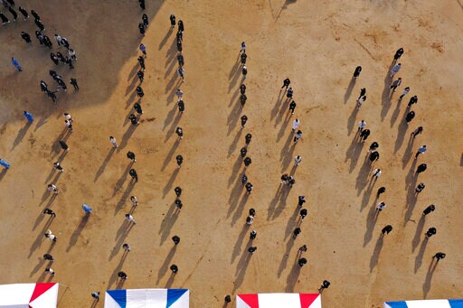 South Korea Tightens Social Distancing to Fight Virus Wave