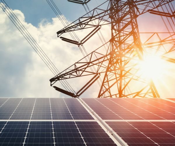 US Weighs Tariffs on SE Asia Solar Panels