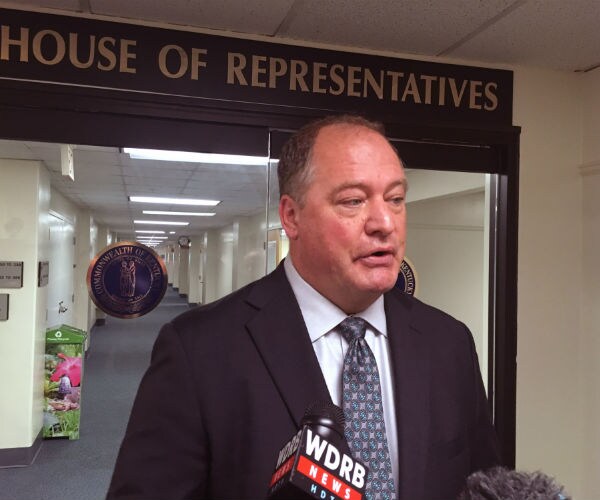Kentucky House Speaker Resigns Post after Texts with Staffer