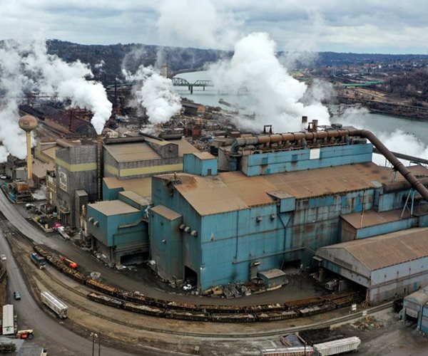 GDP Slows to 2.3% in Q4, Registers 2.8% for 2024