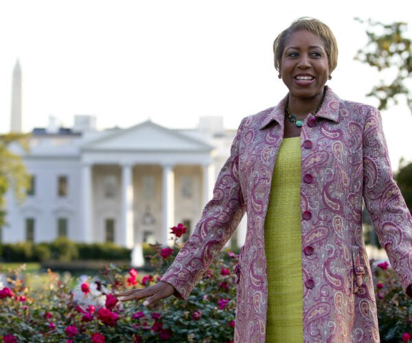 White House Dismisses Chief Usher, 1st Woman to Hold Post