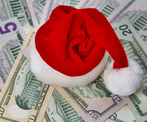 Christmas Shopping Poised to Show Inequity in K-Shaped Recovery