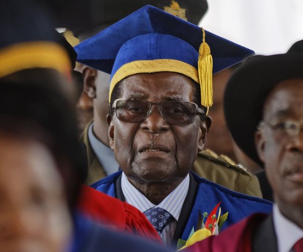 Zimbabwe President Mugabe Makes 1st Public Appearance 