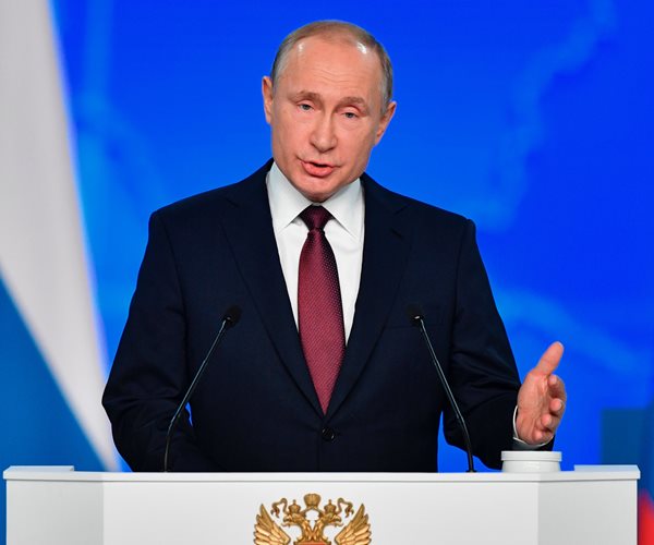Putin: Russia Will Target US If It Puts Missiles in Europe