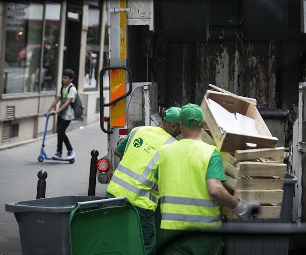 Wish Granted: Boy, 6, Will Be Garbage Man for a Day