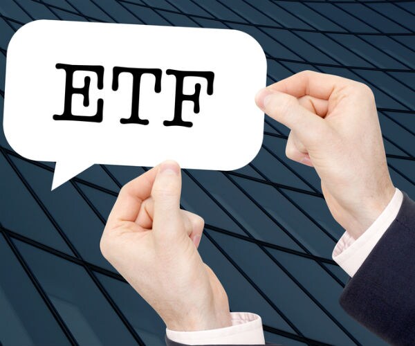 Investors Pull Most Money Out of SPDR Gold in Eight Months