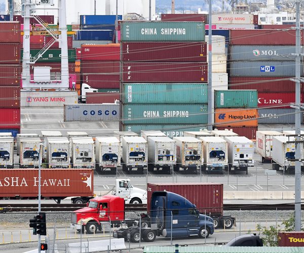 Trump: 'China Is Letting us Down' on Buying from US Farmers