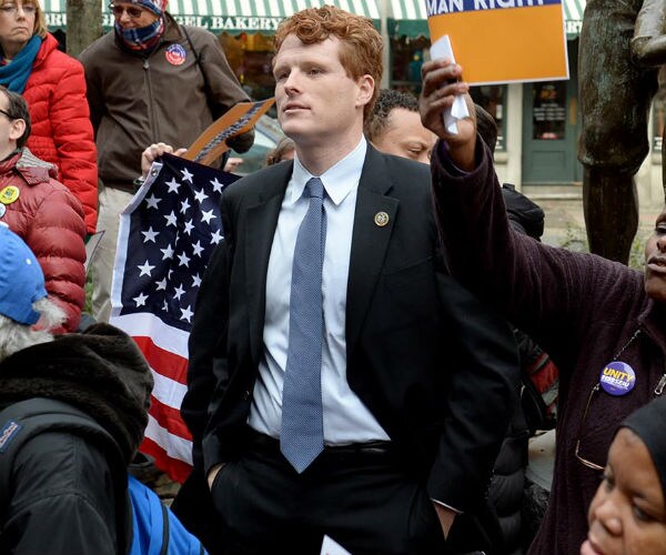 Familiar Democratic Name Kennedy Fights GOP on Health Care