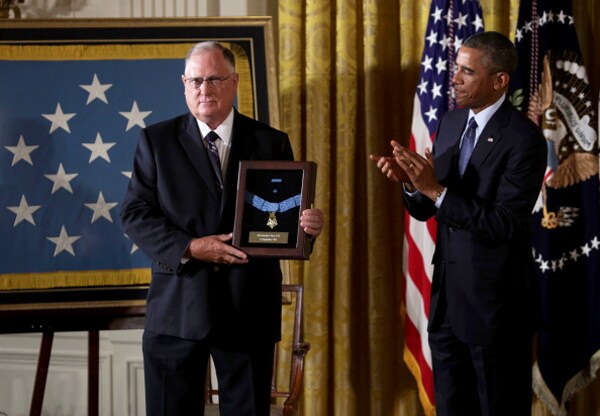 Two Vietnam Vets Honored, Receive Medal of Honor Decades Later