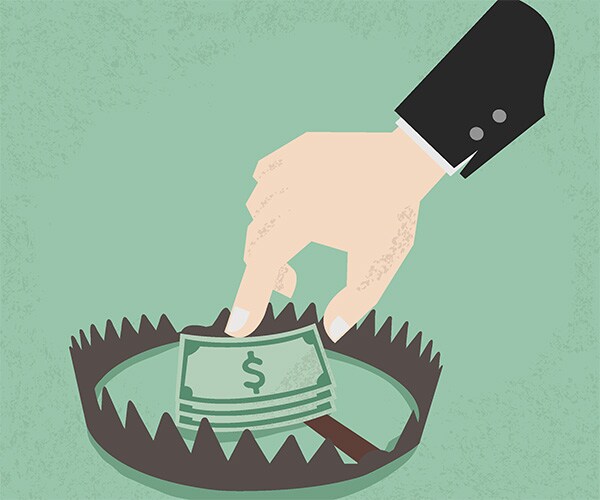 Hedge Funds Cover Short Sales as S&P 500 Hovers Around Record