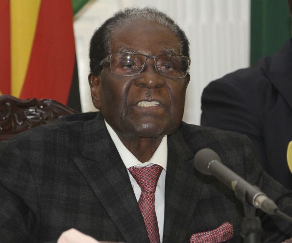 Mugabe Address Shocks Zimbabwe When He Fails to Resign