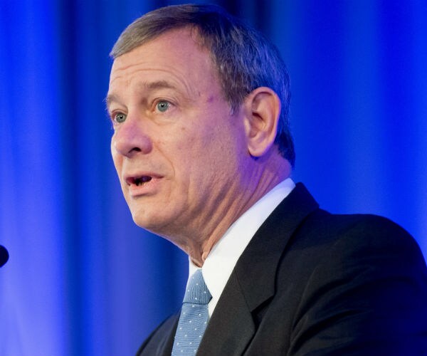 Chief Justice Roberts' New Role on High Court: Swing Vote