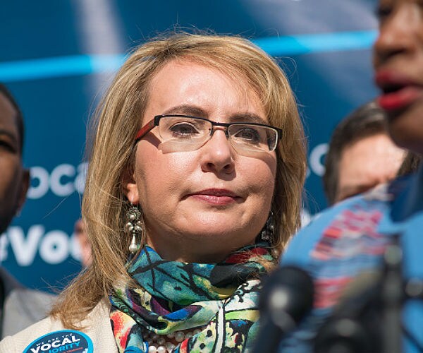 Giffords to Lawmakers: 'Have Some Courage' and Meet Voters