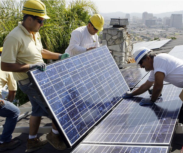 State Attorneys Urge Trump Not to Ax Clean Power Plan