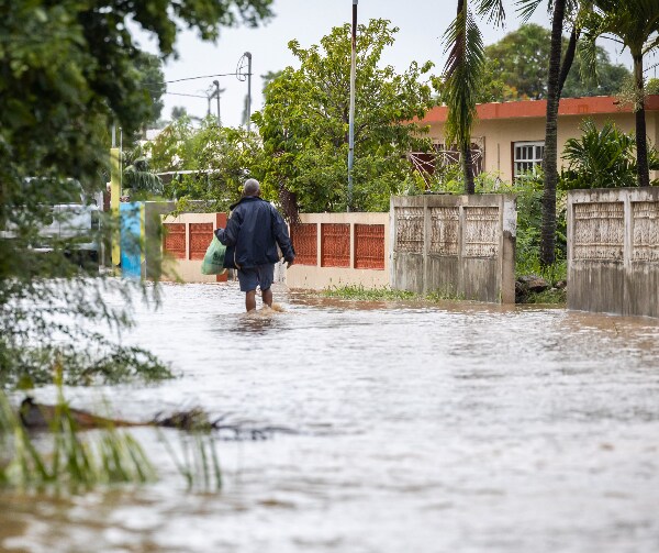 US  Approves Temporary Shipping Waiver for Puerto Rico After Hurricane 
