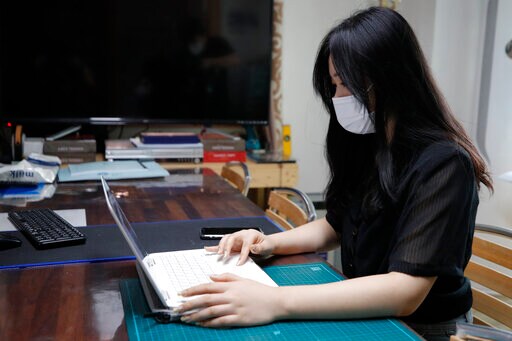 Pandemic Widens Learning Gap in Education-obsessed S. Korea