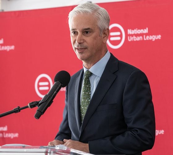 Wells Fargo CEO Says Regional Banks Are Strong