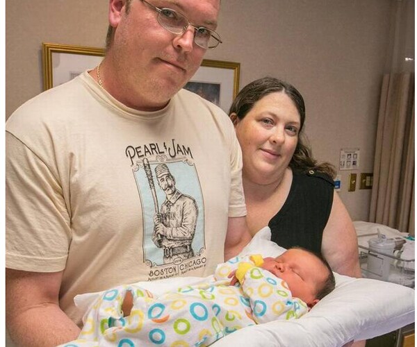 14.4-Pound Baby: 'He's a Toddler at 3 Days Old,' Dad Jokes