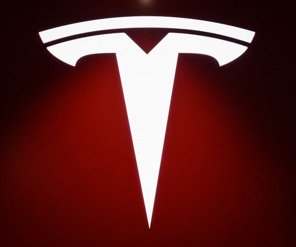 Tesla Shares Plummet 68% in Past Year