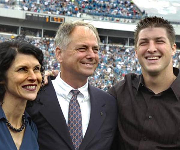 Tim Tebow's Mother to Speak at March for Life Dinner