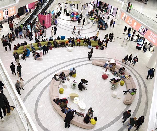 Cautious but Steady Consumers Buoy US Economy