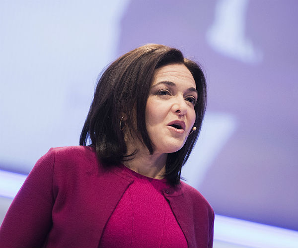 Sandberg: FB Owes Americans Apology for Enabling Russian Interference