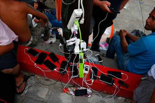 How Does a Central American Migrant Caravan Form?