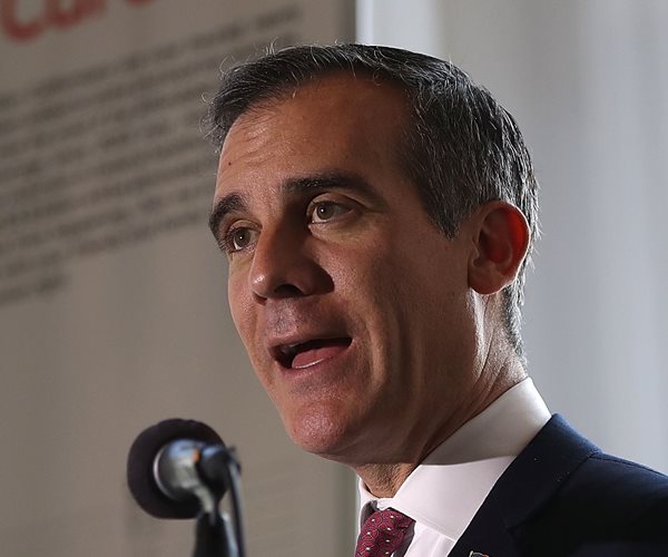 Los Angeles Mayor Eric Garcetti Wins Second Term