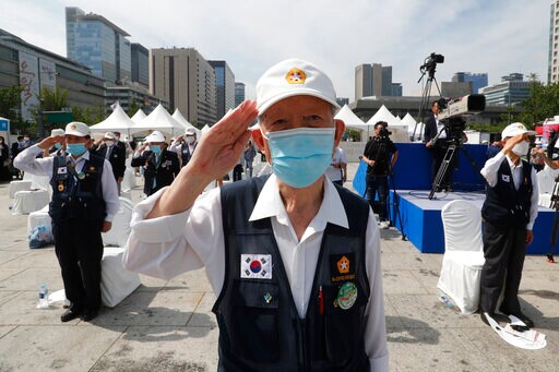 S Korea's Leader Calls on North to Stop Raising Tensions