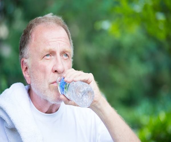 Drinking Water Helps Aging Brains Get More From Exercise