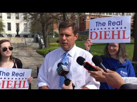 Trump Backer Geoff Diehl Mulls Run Against Elizabeth Warren