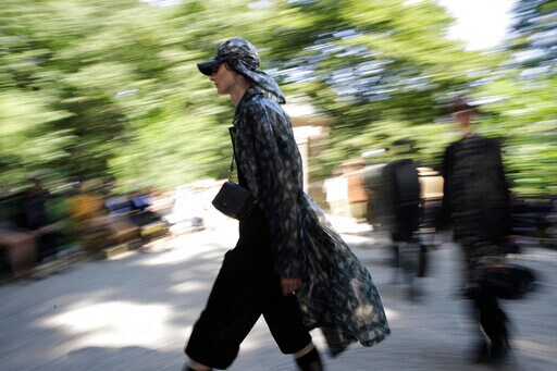 Fendi, Armani Close Milan Fashion Week in Fresh Venues