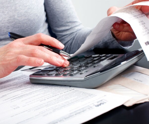 Taxpayers Rush to Claim Deductions Under Threat from Tax Bill