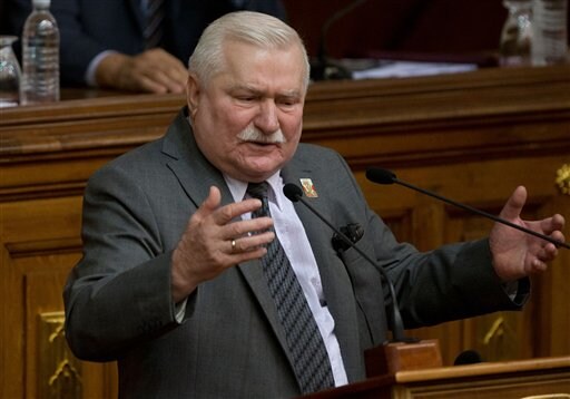 Walesa Denies he Informed Regime on Others or Took Money