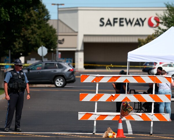 Police: Heroic Safeway Employee Confronted Gunman in Store