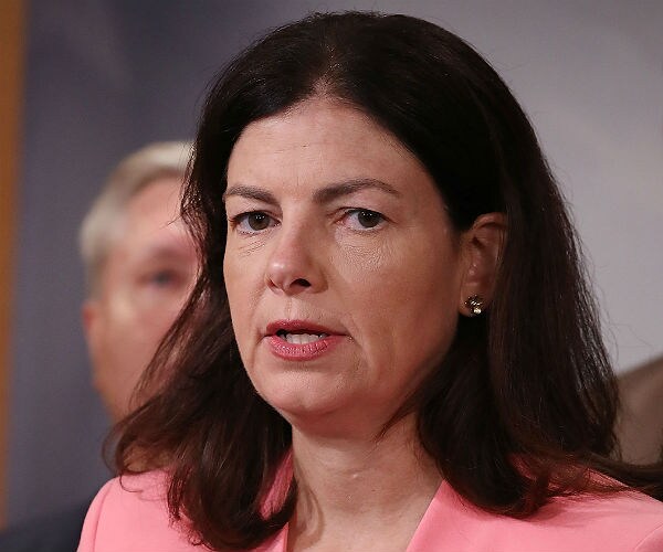 Mitt Romney Will Host Fundraiser for NH Sen. Kelly Ayotte