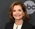 'Arrested Development' Actor Jessica Walter Dies at 80