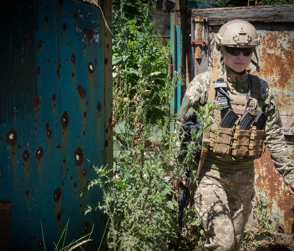 Heavy Fighting, Widespread Shelling in Battle for Donetsk: Ukraine Officials