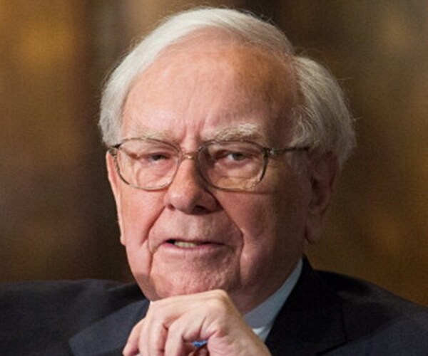 Buffett Calls for More Accountability for Corporate Directors