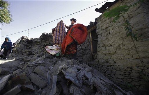 Pakistan Quake Survivors Need Help Rebuilding before Winter