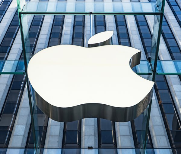 Apple May Bid for English Football Streaming Rights