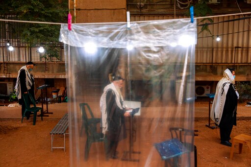 Politics Plague Israeli Virus Response Ahead of Holidays