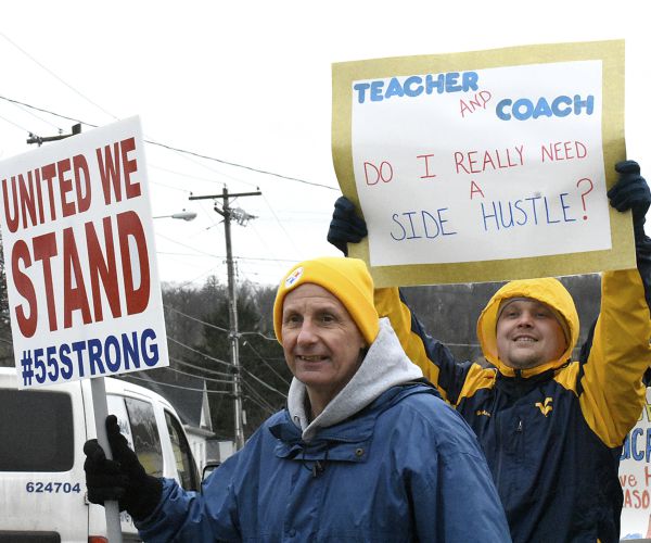 Striking West Virginia Teachers to Return to Class Thursday