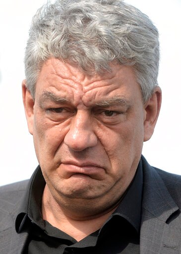 New Leftist Govt Named in Romania, Many Ministers Keep Posts