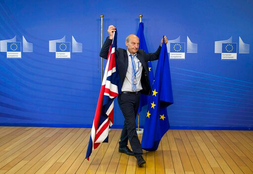 Creator of EU Exit Rules Says UK Can Stop Brexit