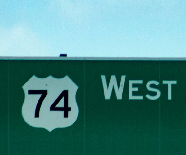 North Carolina Highway Gun Battle Leaves 4 Wounded