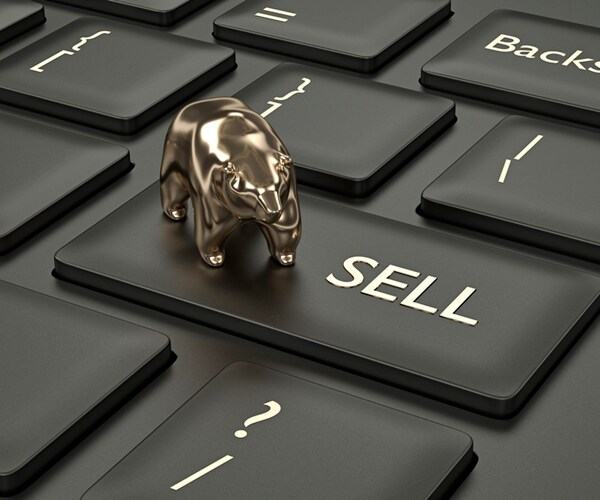 'Big Short' Michael Burry Has a Bearish Bet and Warns of a Selling Stampede