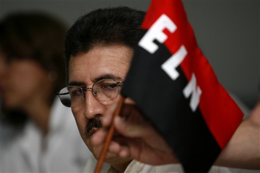 Colombia to Hold  Peace Talks with 2nd-largest Rebel Group