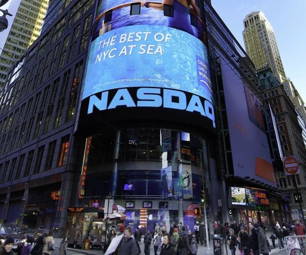 Wall St Extends Recent Rally, Posts Strong Monthly Gains