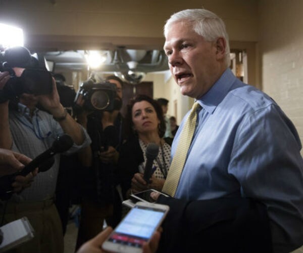 House GOP in Eleventh-Hour Attempt for Immigration Accord